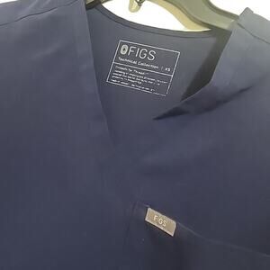 Figs Scrub Top Womens Size XS Blue Front Pocket Medical Ladie Nurse Wear